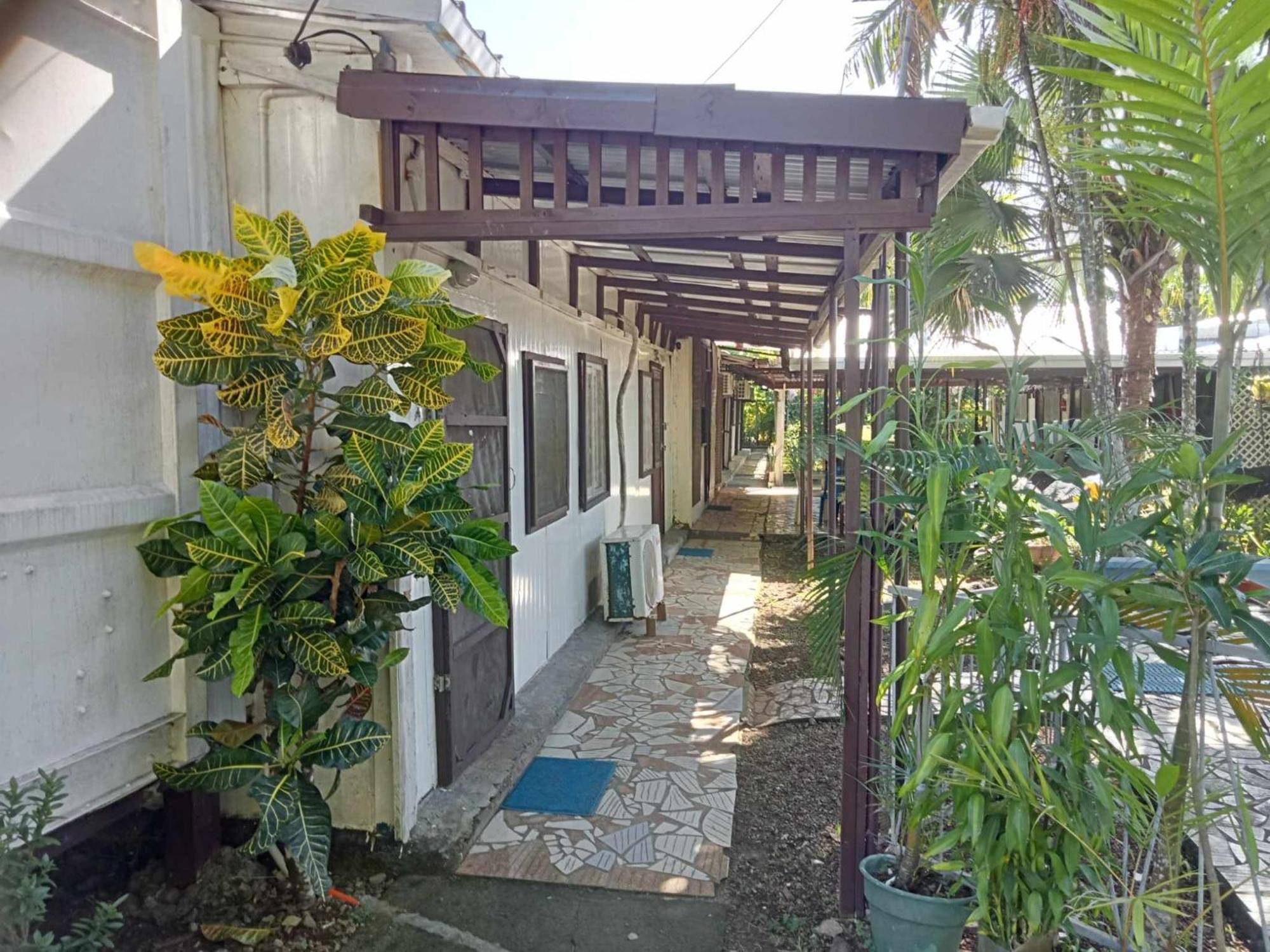 Olivias Accommodation Apia Bagian luar foto