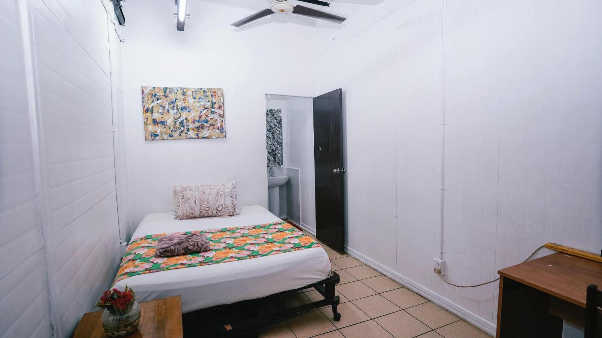 Olivias Accommodation Apia Bagian luar foto